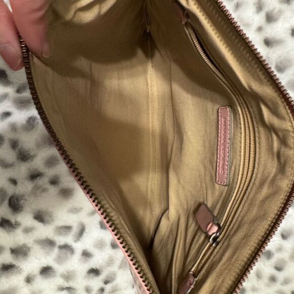 Banana Republic blush pink patent leather oversized clutch 12x8.5” - Picture 5 of 6